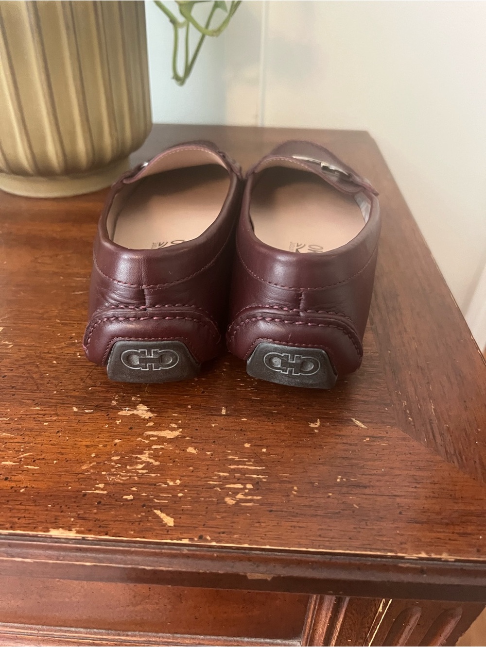 Salvatore Ferragamo Burgundy Leather "Saba" Gancini Loafers 8.5 - Picture 3 of 9